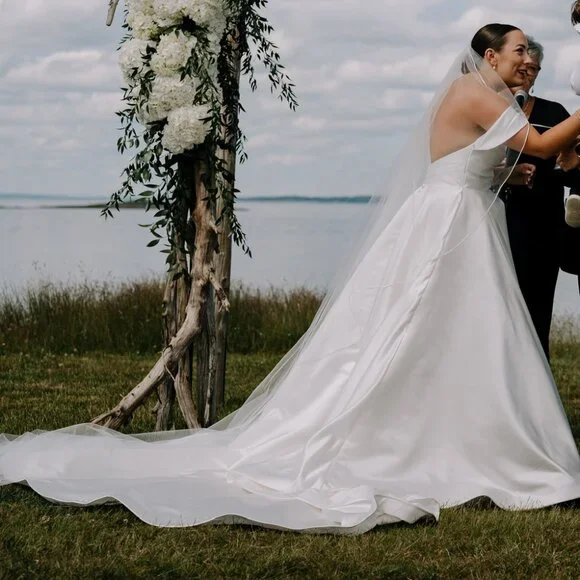 Alyne by Rita Vinieris Mackenzie Satin Wedding Dress - Picture 6 of 7